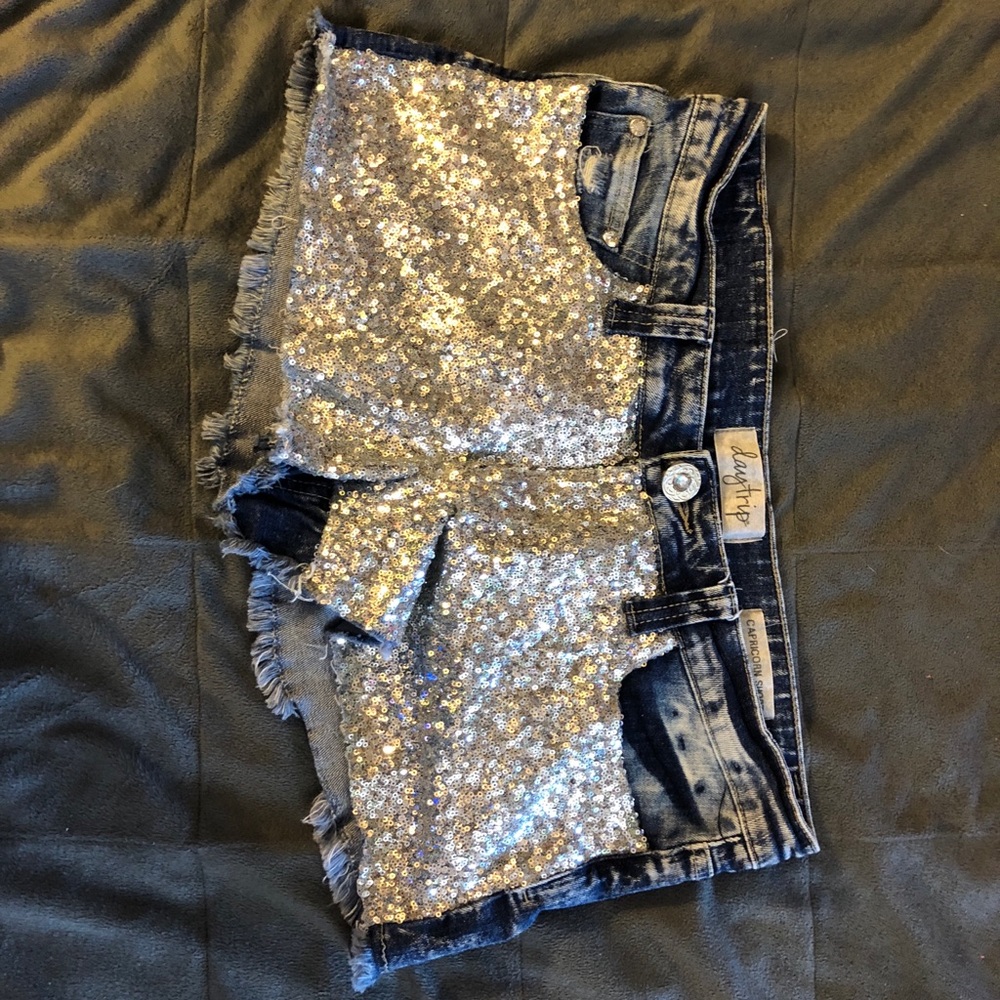 Sequin Daytrip shorts size 30